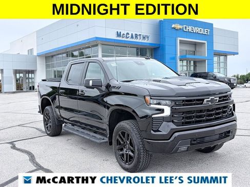 Used 2026 Chevrolet Silverado 1500 LT Trail Boss w/ LT Trail Boss Premium Package AWD/4WD image 1