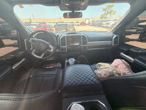 Used 2020 Ford F350 Lariat w/ Lariat Ultimate Package AWD/4WD image 9