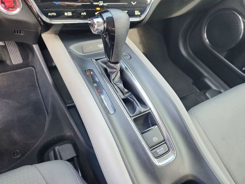 Used 2022 Honda HR-V EX image 21