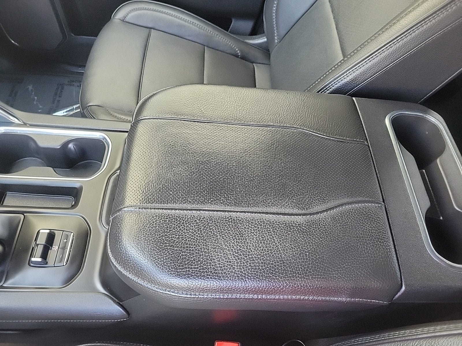 Used 2023 GMC Sierra 1500 Denali w/ Technology Package RWD image 24