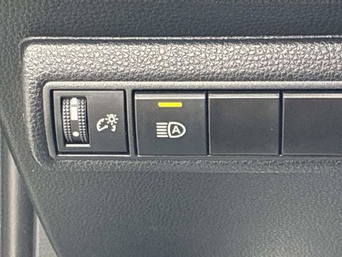 Used 2024 Toyota Corolla LE FWD image 25