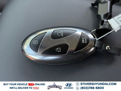 Certified 2025 Hyundai Kona SE image 28