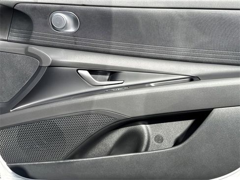 New 2026 Hyundai Elantra Blue image 14