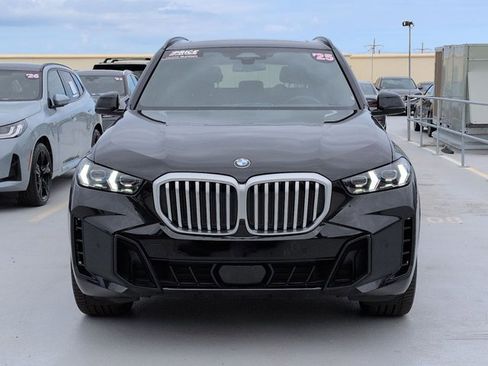 Used 2025 BMW X5 xDrive40i w/ M Sport Package AWD/4WD image 2