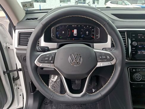 Certified 2023 Volkswagen Atlas SE AWD/4WD image 19