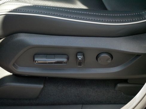 Certified 2026 Honda Pilot Elite image 20