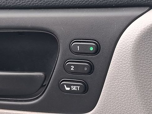 Used 2019 Honda Odyssey EX-L image 26