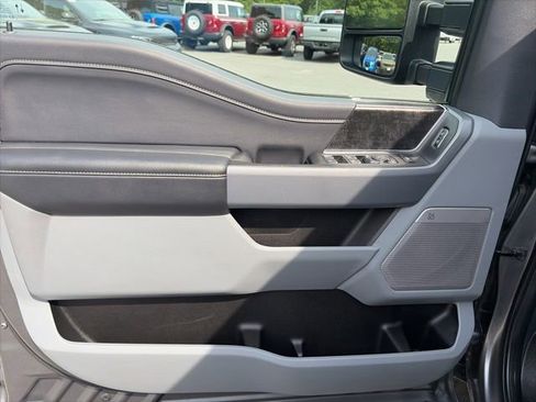 Used 2024 Ford F350 XLT w/ XLT Premium Package AWD/4WD image 28