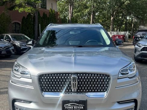 Used 2020 Lincoln Aviator Reserve w/ Equipment Group 202A image 1