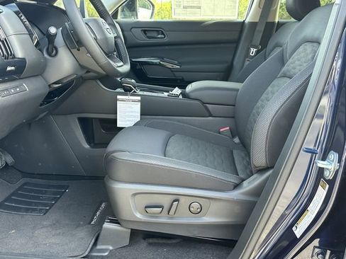 New 2026 Nissan Pathfinder SV AWD/4WD image 10