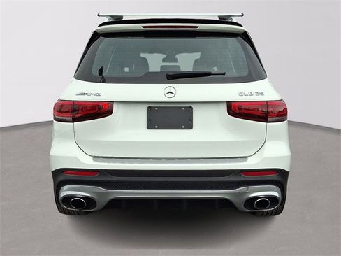 Used 2022 Mercedes-Benz GLB 35 AMG 4MATIC image 5