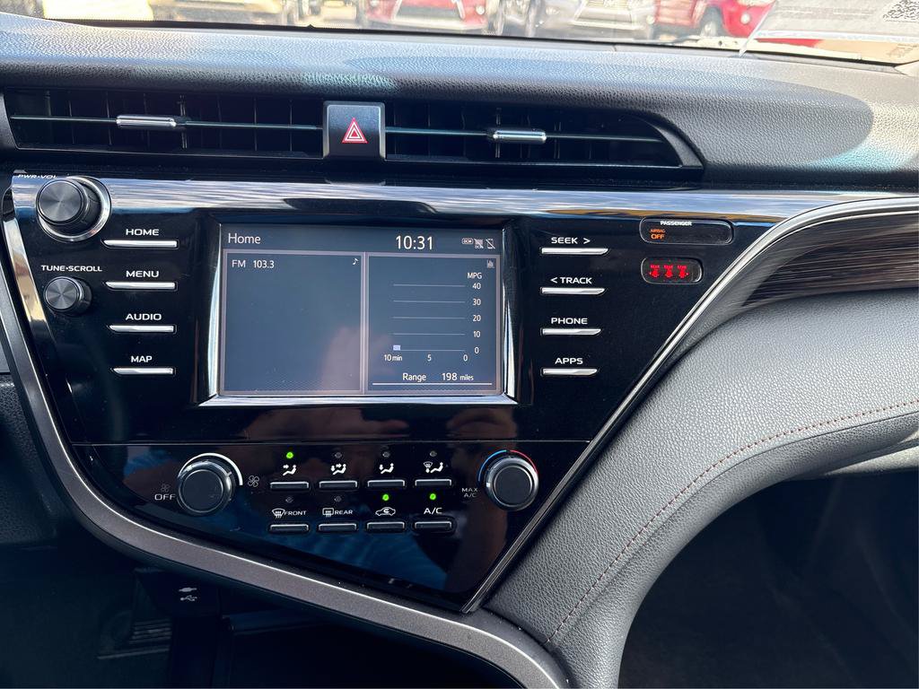 Used 2019 Toyota Camry LE FWD image 13