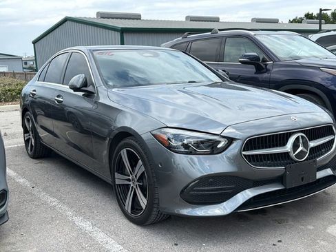 Used 2024 Mercedes-Benz C 300 Sedan image 3