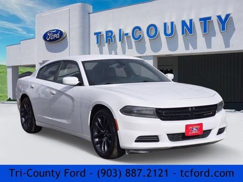 Used 2021 Dodge Charger SXT w/ Leather Interior Group RWD image 1