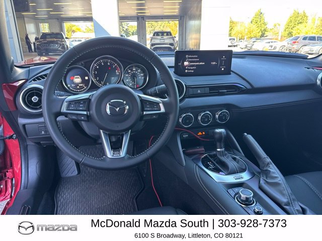 Used 2025 MAZDA MX-5 Miata RF Grand Touring w/ Weather Package RWD image 9