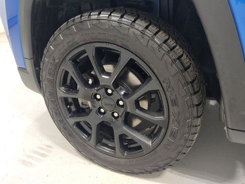 Used 2022 Jeep Compass Latitude AWD/4WD image 31