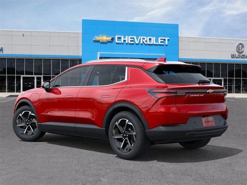 New 2026 Chevrolet Equinox EV LT image 3