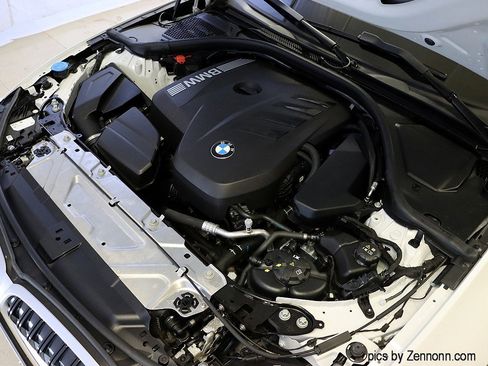 Certified 2025 BMW 330i xDrive Sedan image 38