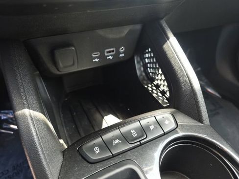 Used 2023 Chevrolet TrailBlazer LT w/ Convenience Package FWD image 22