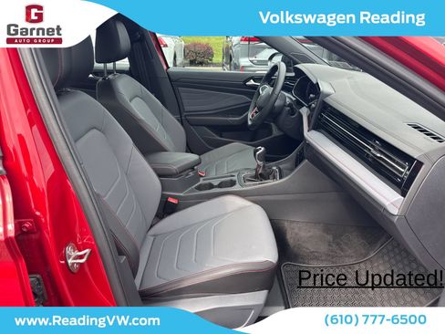 Used 2026 Volkswagen Jetta GLI Autobahn FWD image 40