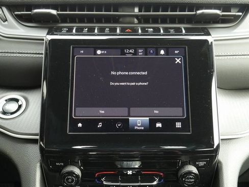 New 2026 Jeep Grand Cherokee L Laredo AWD/4WD image 3