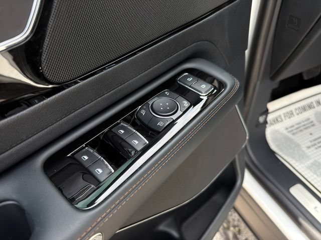 Used 2025 Lincoln Aviator Reserve w/ Jet Appearance Package AWD/4WD image 23