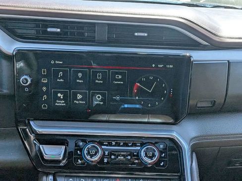 Used 2022 GMC Sierra 1500 Denali w/ Denali Reserve Package AWD/4WD image 18