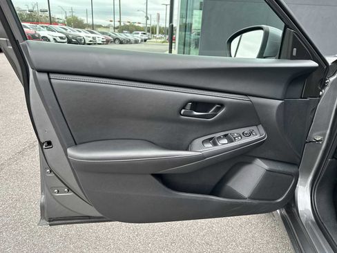 Used 2024 Nissan Sentra S image 13