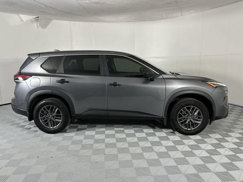 Certified 2024 Nissan Rogue S FWD image 9