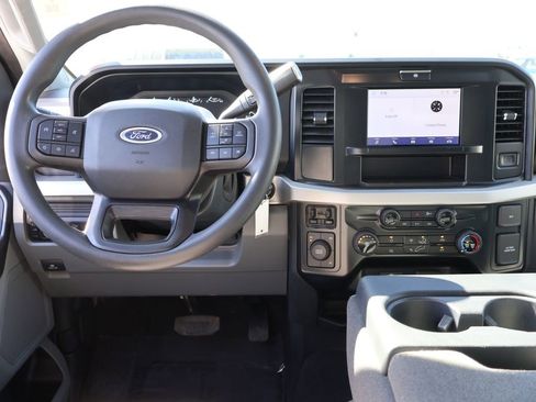 Used 2025 Ford F250 XLT image 18