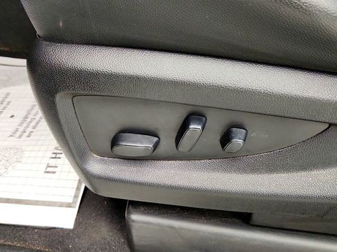 Used 2020 Chevrolet Suburban LT AWD/4WD image 11