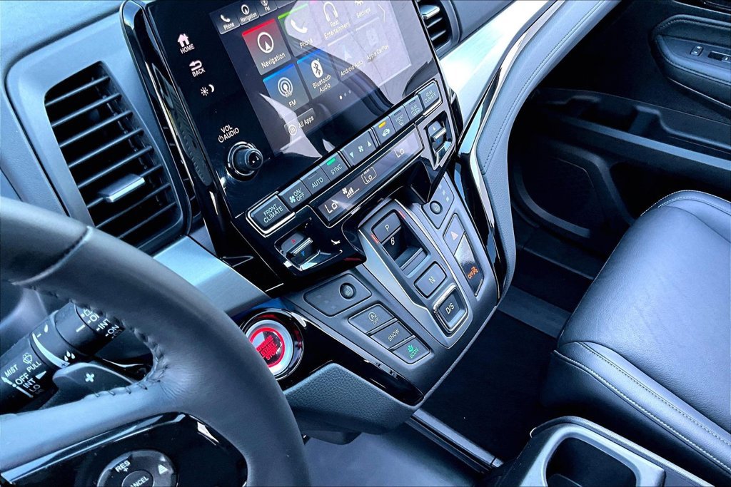Used 2024 Honda Odyssey Touring image 14