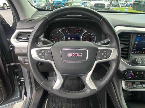 Used 2022 GMC Acadia SLT w/ Elevation Edition FWD image 13