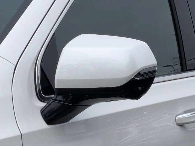 Certified 2025 Cadillac Escalade Premium Luxury AWD/4WD image 10