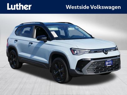 Certified 2025 Volkswagen Taos SE