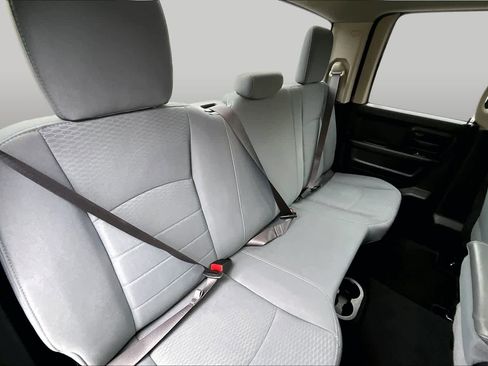Used 2019 RAM 1500 Express AWD/4WD image 20
