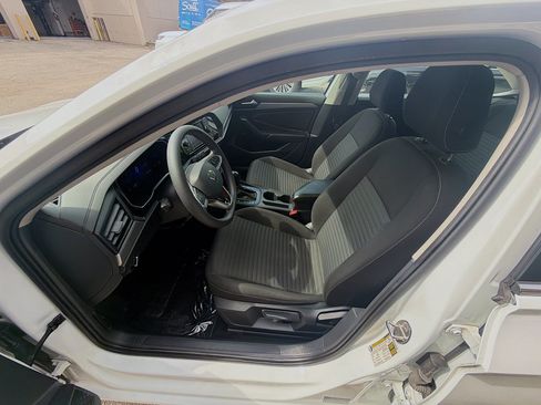 Used 2022 Volkswagen Jetta S FWD image 18