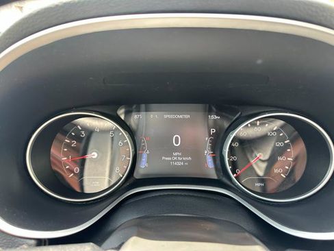 Used 2018 Jeep Compass Limited image 15