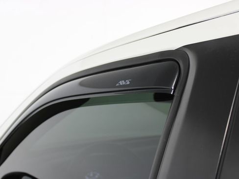 Used 2023 Nissan Frontier SV w/ SV Convenience Package RWD image 44