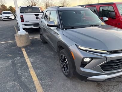 Used 2025 Chevrolet TrailBlazer LT w/ Driver Confidence Package