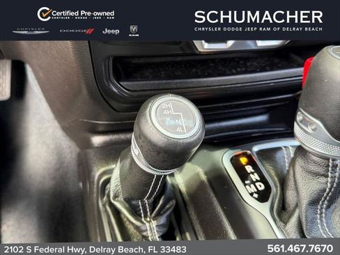 Certified 2022 Jeep Wrangler Unlimited Sahara w/ LED Lighting Group AWD/4WD image 20