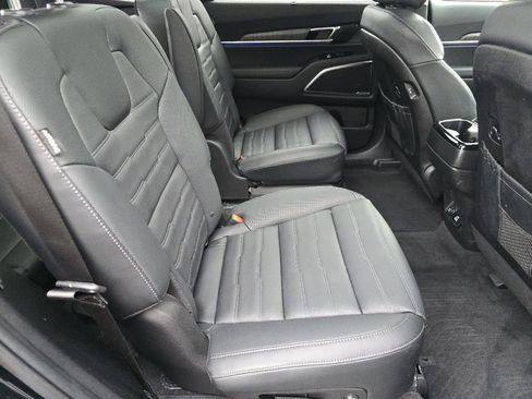 Used 2025 Kia Telluride SX Prestige AWD/4WD image 22