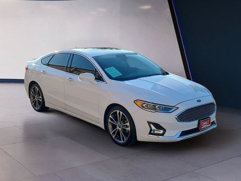 Used 2019 Ford Fusion Titanium AWD/4WD image 7