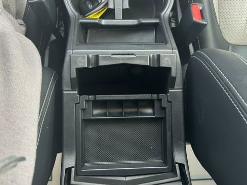 Used 2020 Subaru Forester Limited image 36