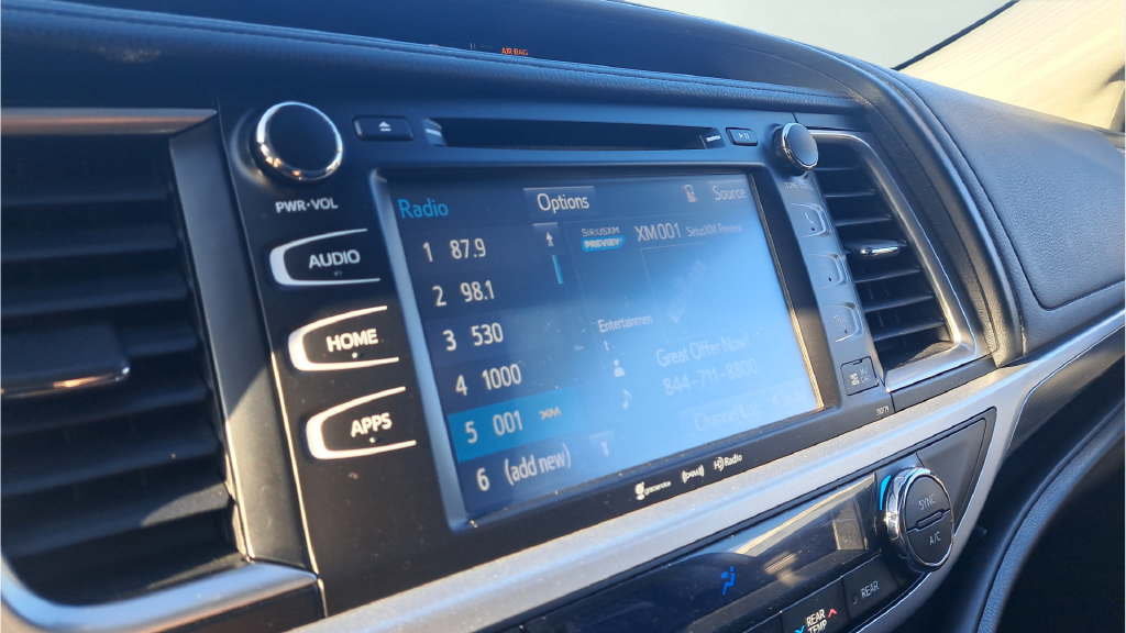 Used 2018 Toyota Highlander SE AWD/4WD image 22