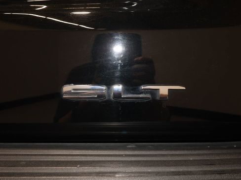 Certified 2023 GMC Yukon XL SLT image 38