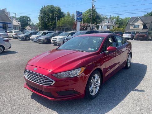 Used 2018 Ford Fusion SE FWD image 35