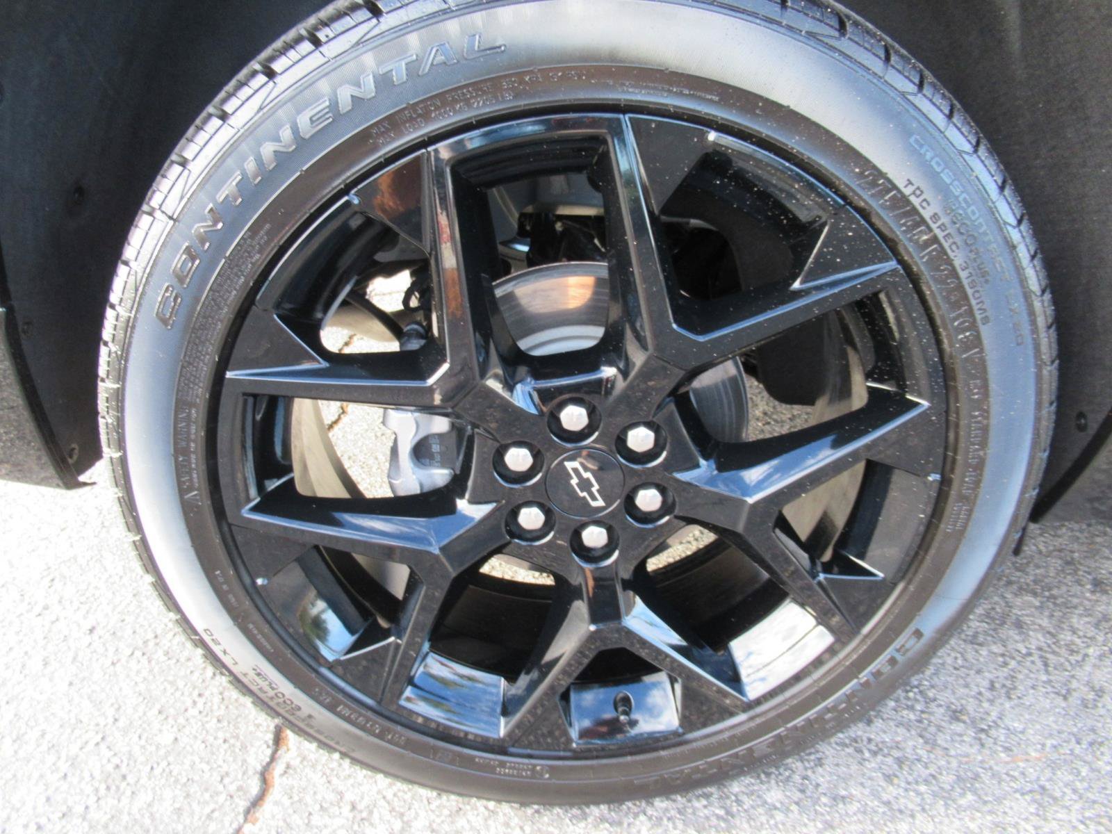 Used 2026 Chevrolet Traverse RS FWD image 9