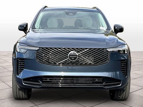 New 2026 Volvo XC90 B6 Ultra w/ Protection Package image 5