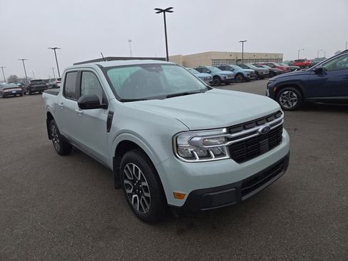 Used 2024 Ford Maverick Lariat image 4